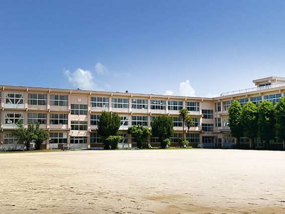 鳥取市立湖山小学校　耐震補強